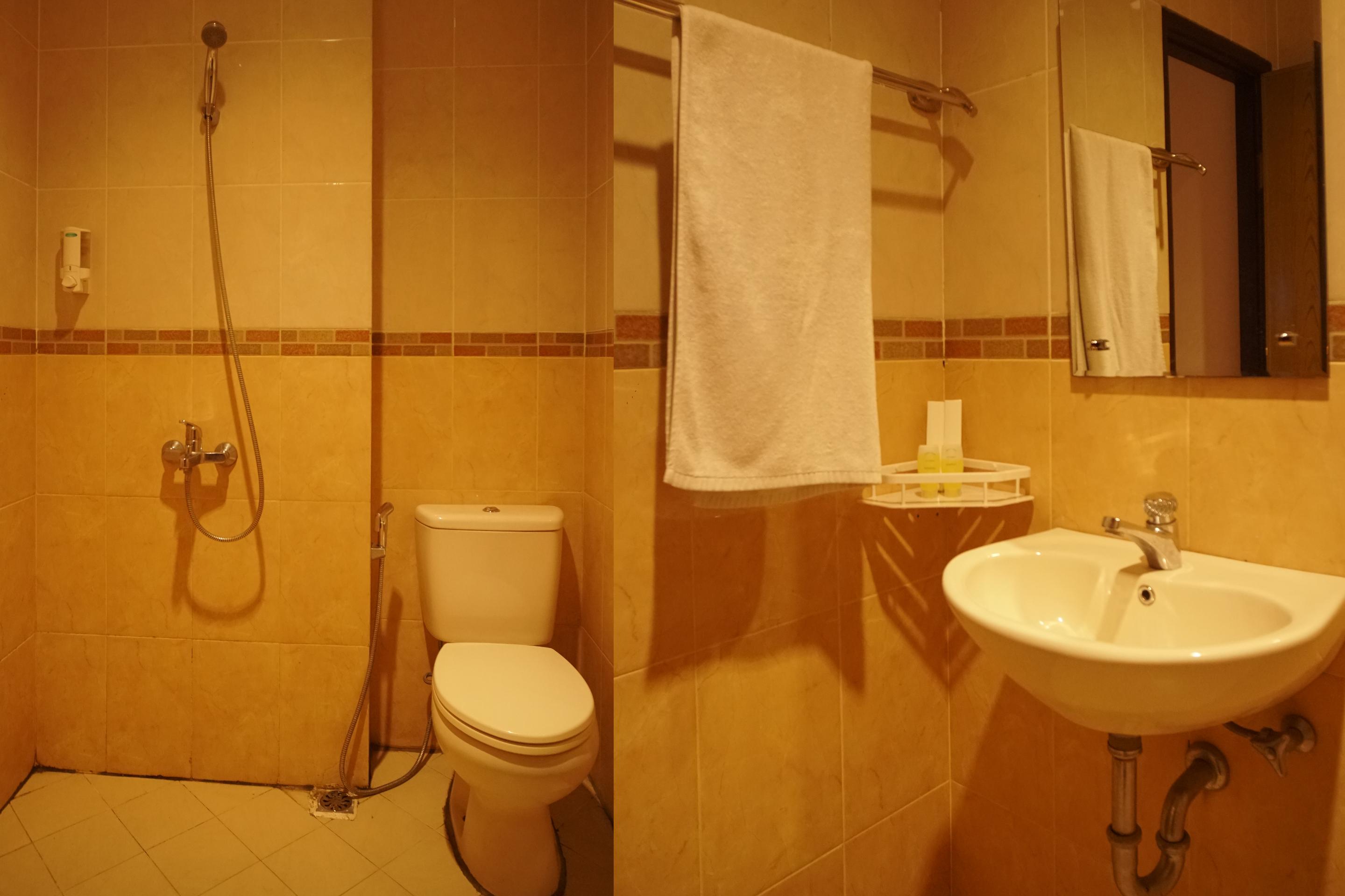 Capital O 142 Hotel Al Furqon Syariah Palembang Zewnętrze zdjęcie