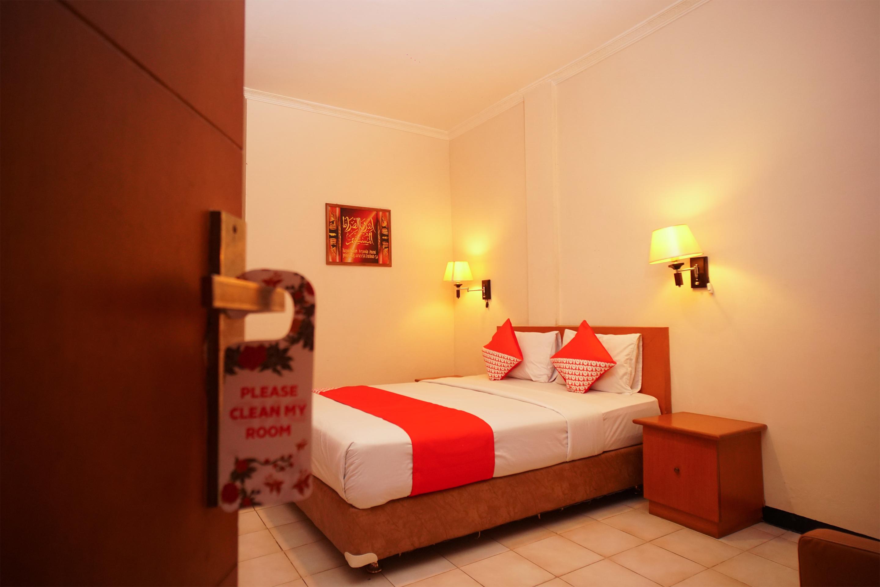 Capital O 142 Hotel Al Furqon Syariah Palembang Zewnętrze zdjęcie