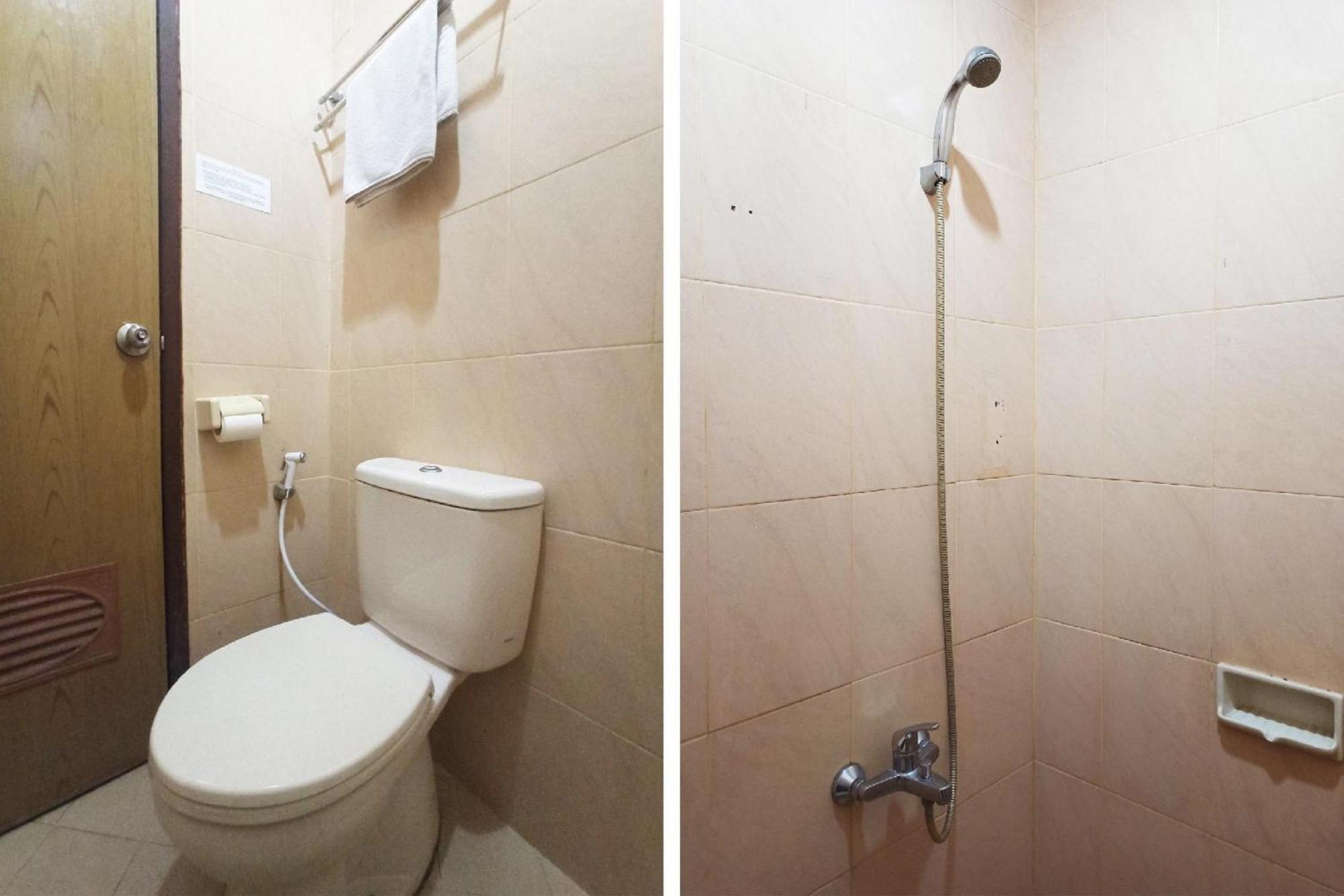 Capital O 142 Hotel Al Furqon Syariah Palembang Zewnętrze zdjęcie