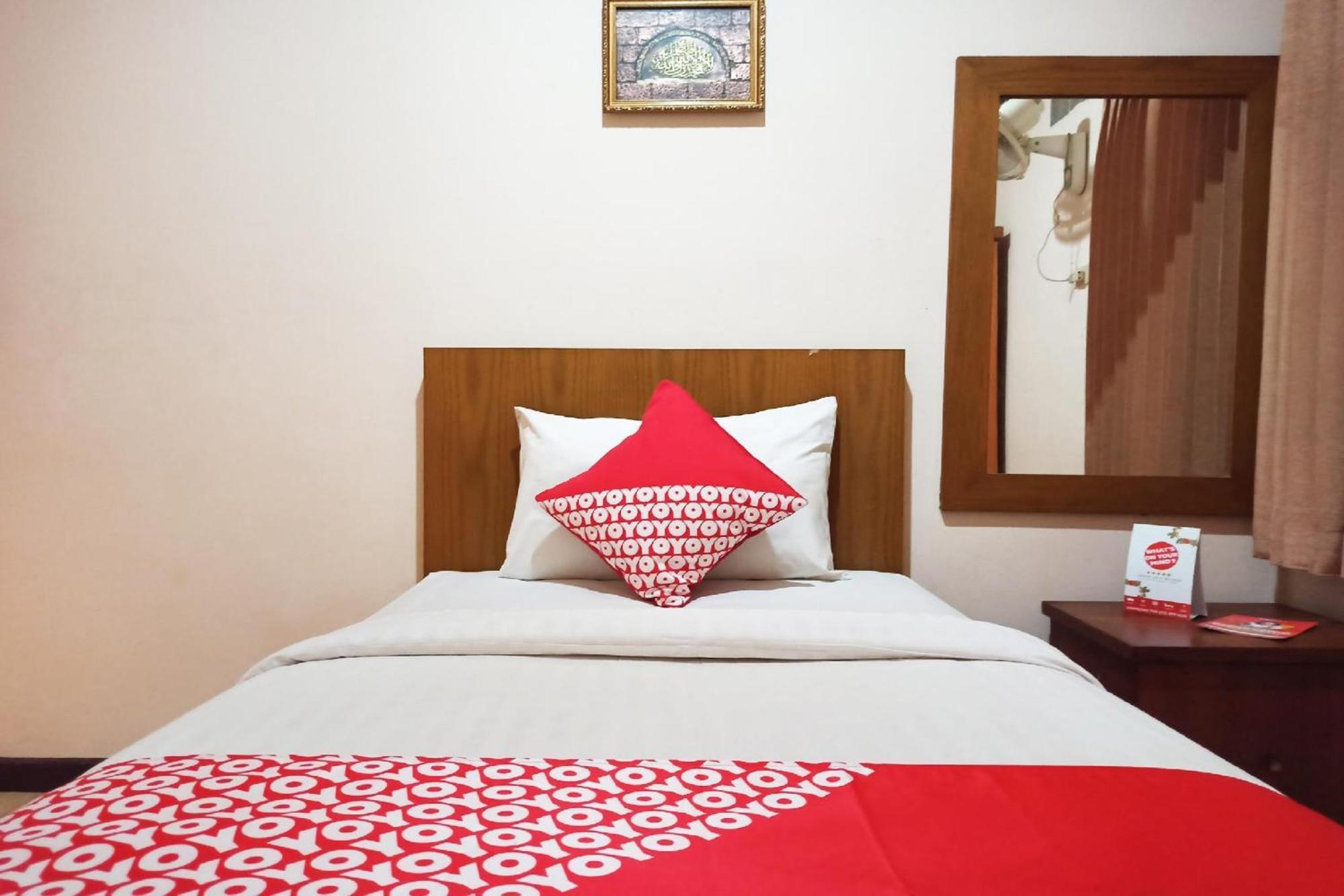 Capital O 142 Hotel Al Furqon Syariah Palembang Zewnętrze zdjęcie