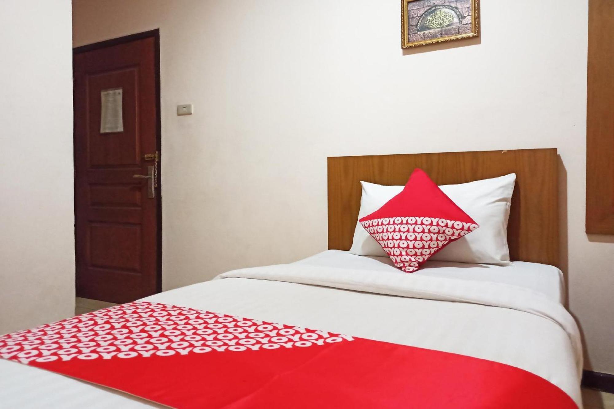 Capital O 142 Hotel Al Furqon Syariah Palembang Zewnętrze zdjęcie