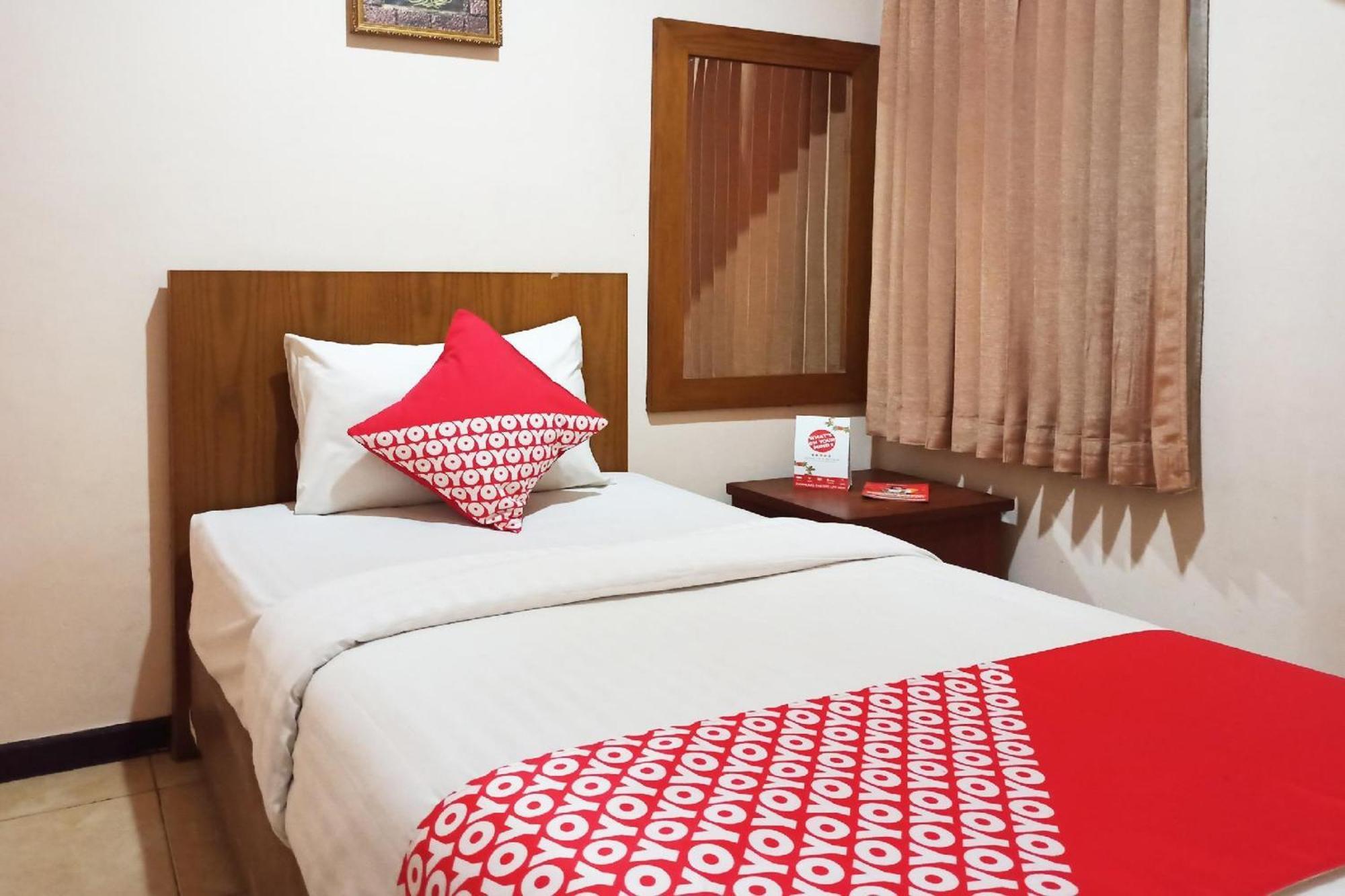 Capital O 142 Hotel Al Furqon Syariah Palembang Zewnętrze zdjęcie