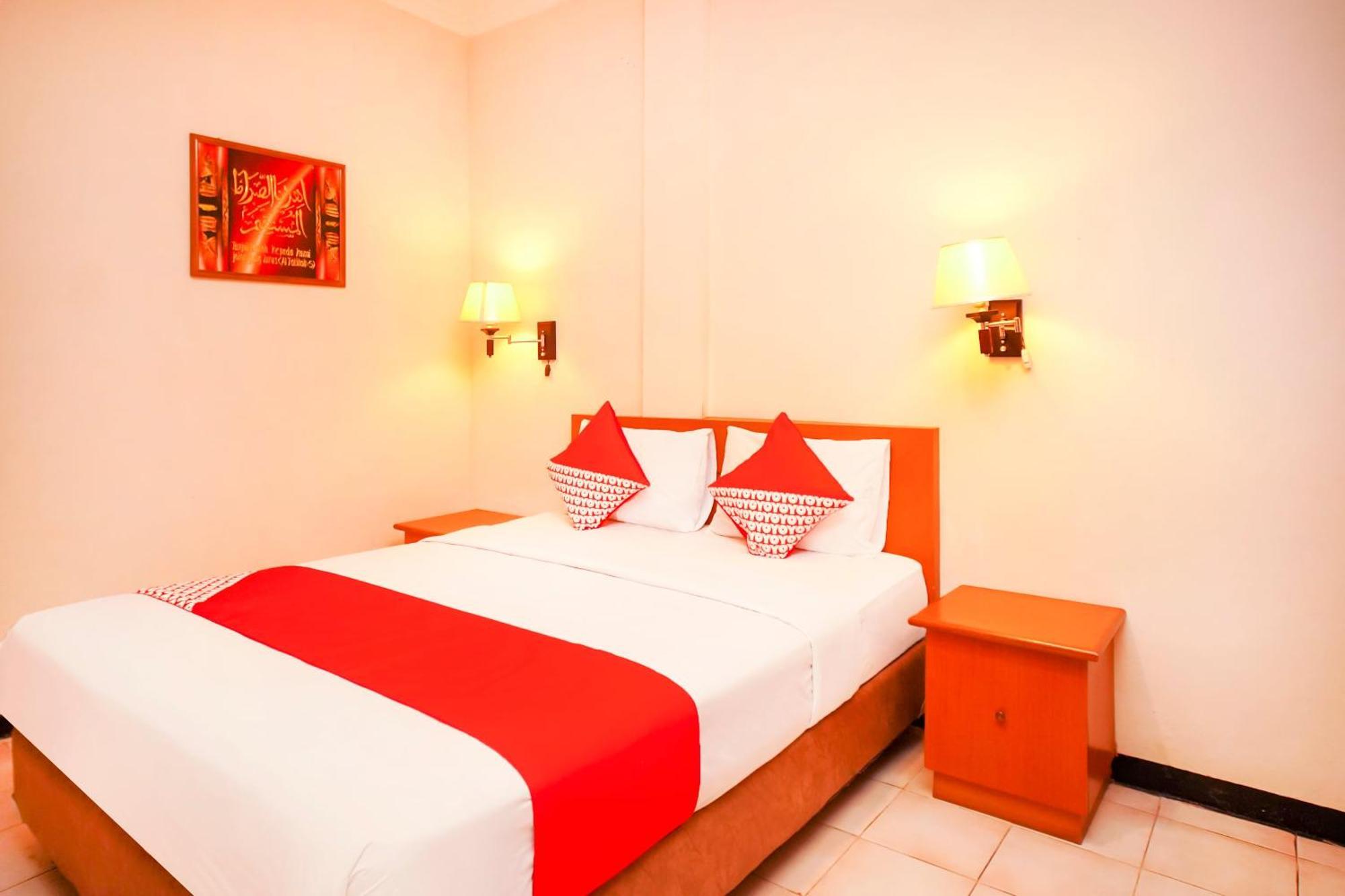 Capital O 142 Hotel Al Furqon Syariah Palembang Zewnętrze zdjęcie