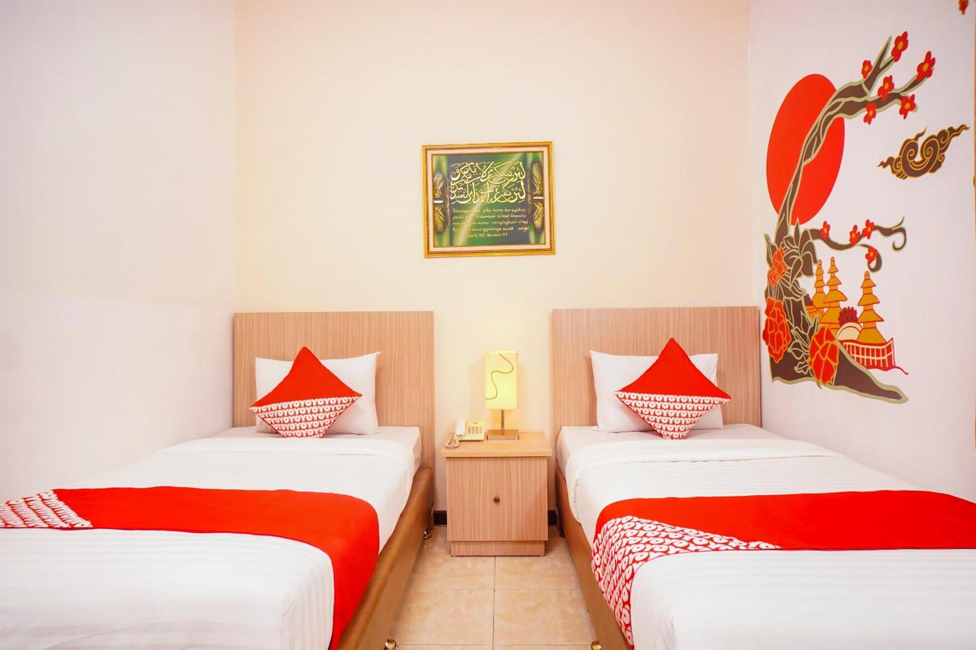 Capital O 142 Hotel Al Furqon Syariah Palembang Zewnętrze zdjęcie