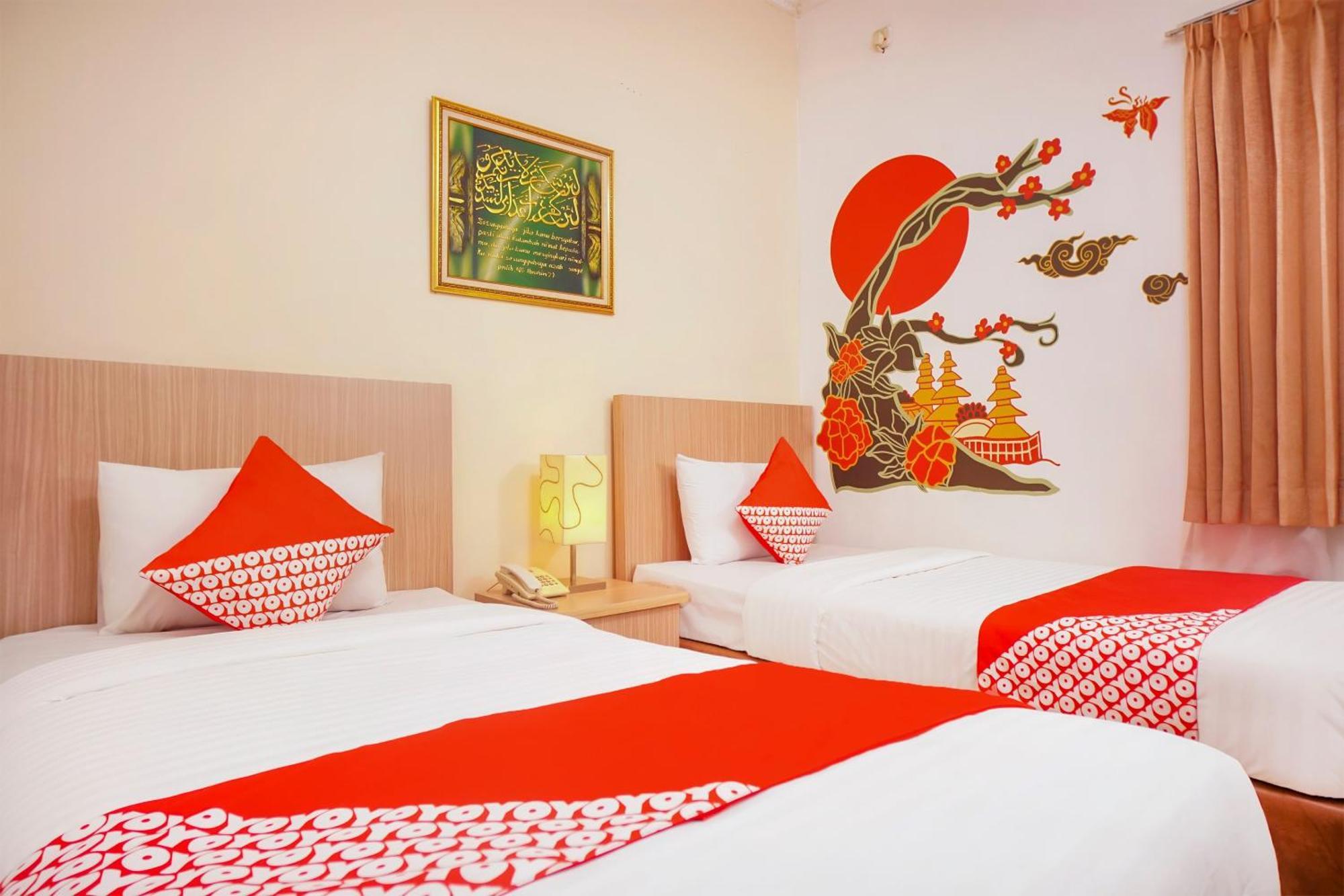 Capital O 142 Hotel Al Furqon Syariah Palembang Zewnętrze zdjęcie